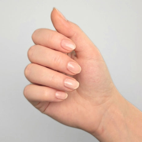 Avril CC Cream for Nails - CC-lakka kynsille 7ml