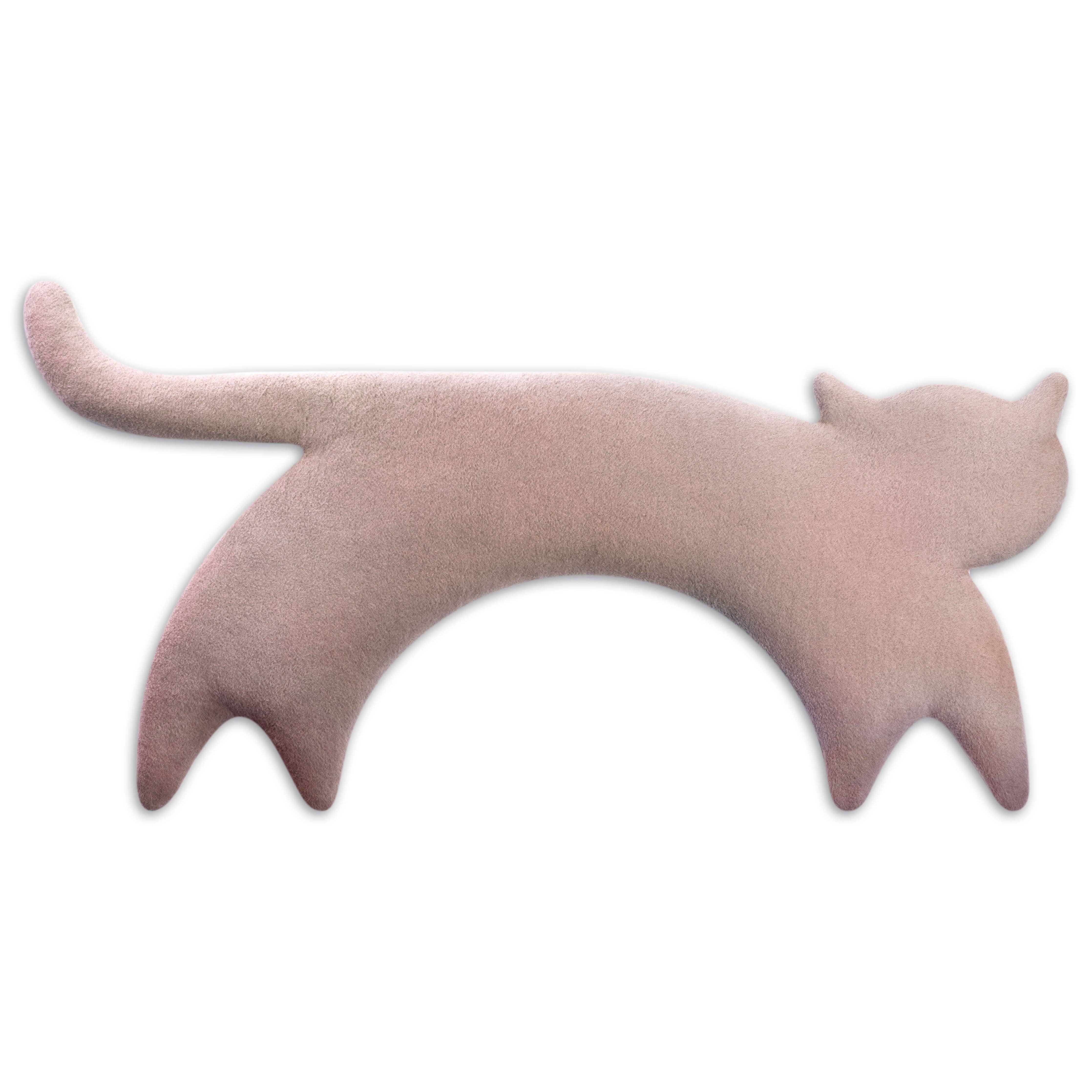 Leschi kissa – vehnätyyny 23 × 47 cm - luomupuuvilla