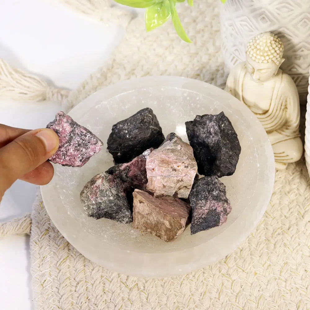 Raakakivi Rodoniitti 2-5cm