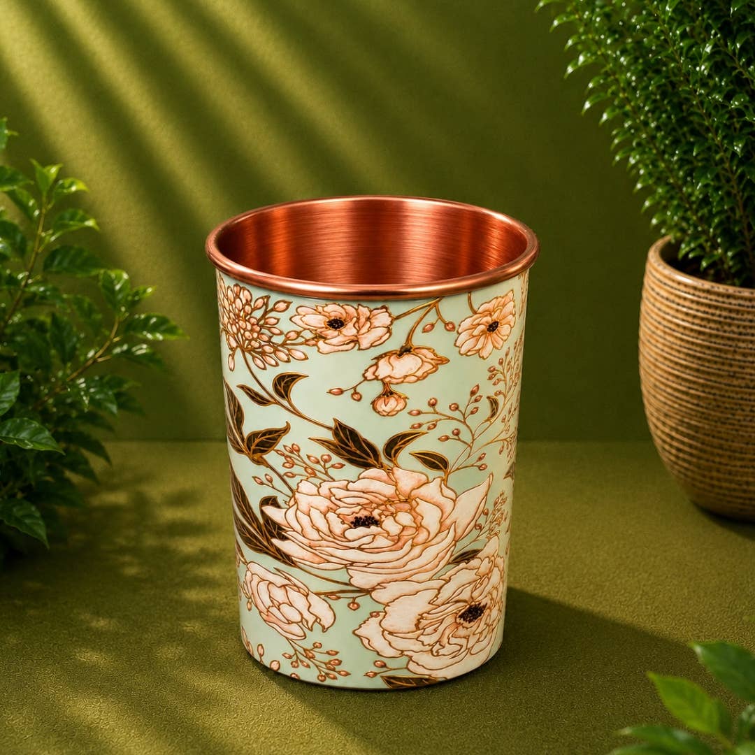 Pure copper cup with flower design – 300 ml/135 g (heavy