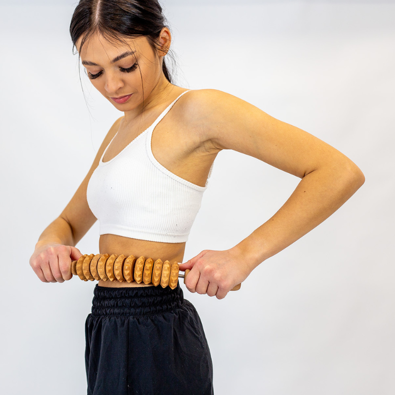 Akito puinen rullahieroja