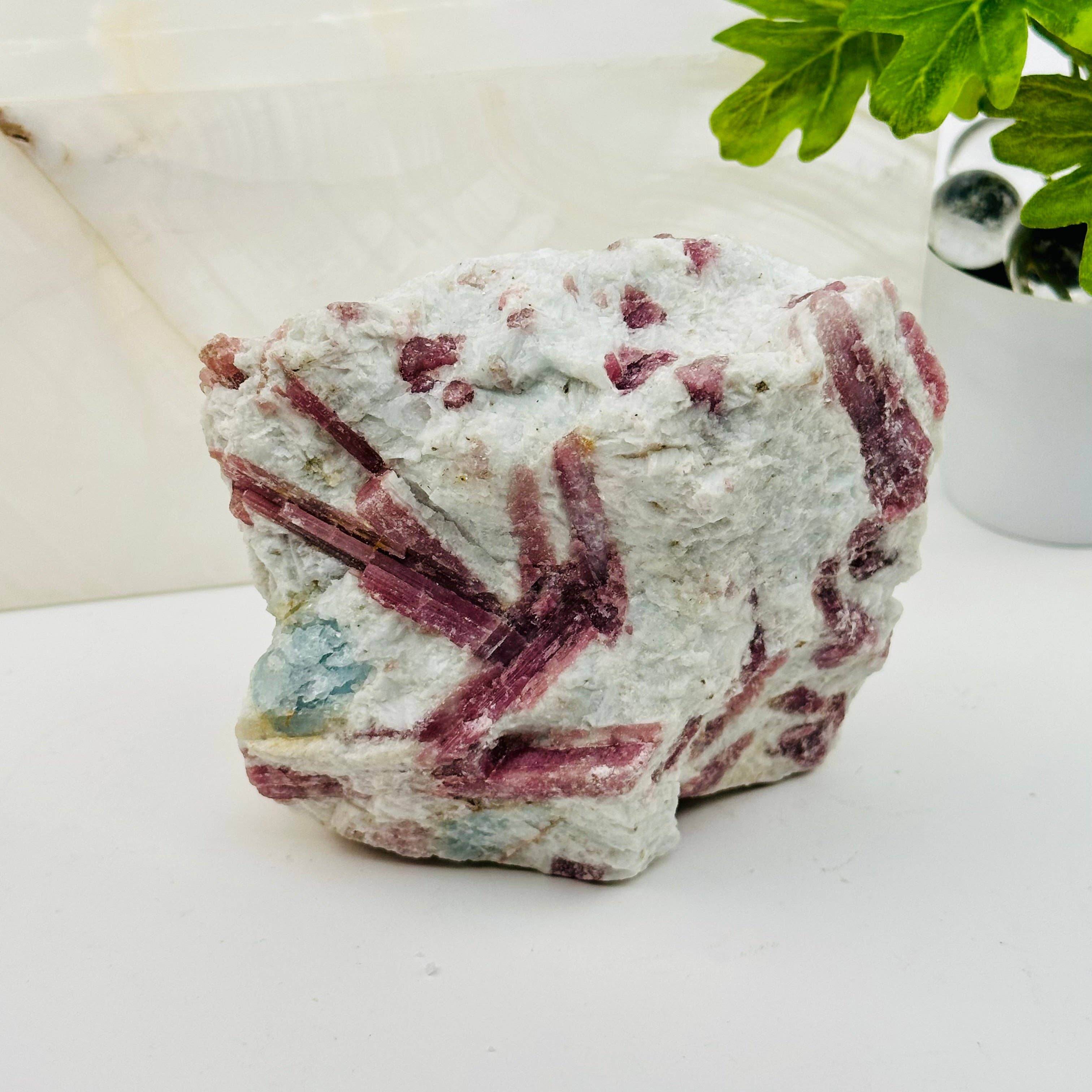 Raakakivi Pinkki Turmaliini