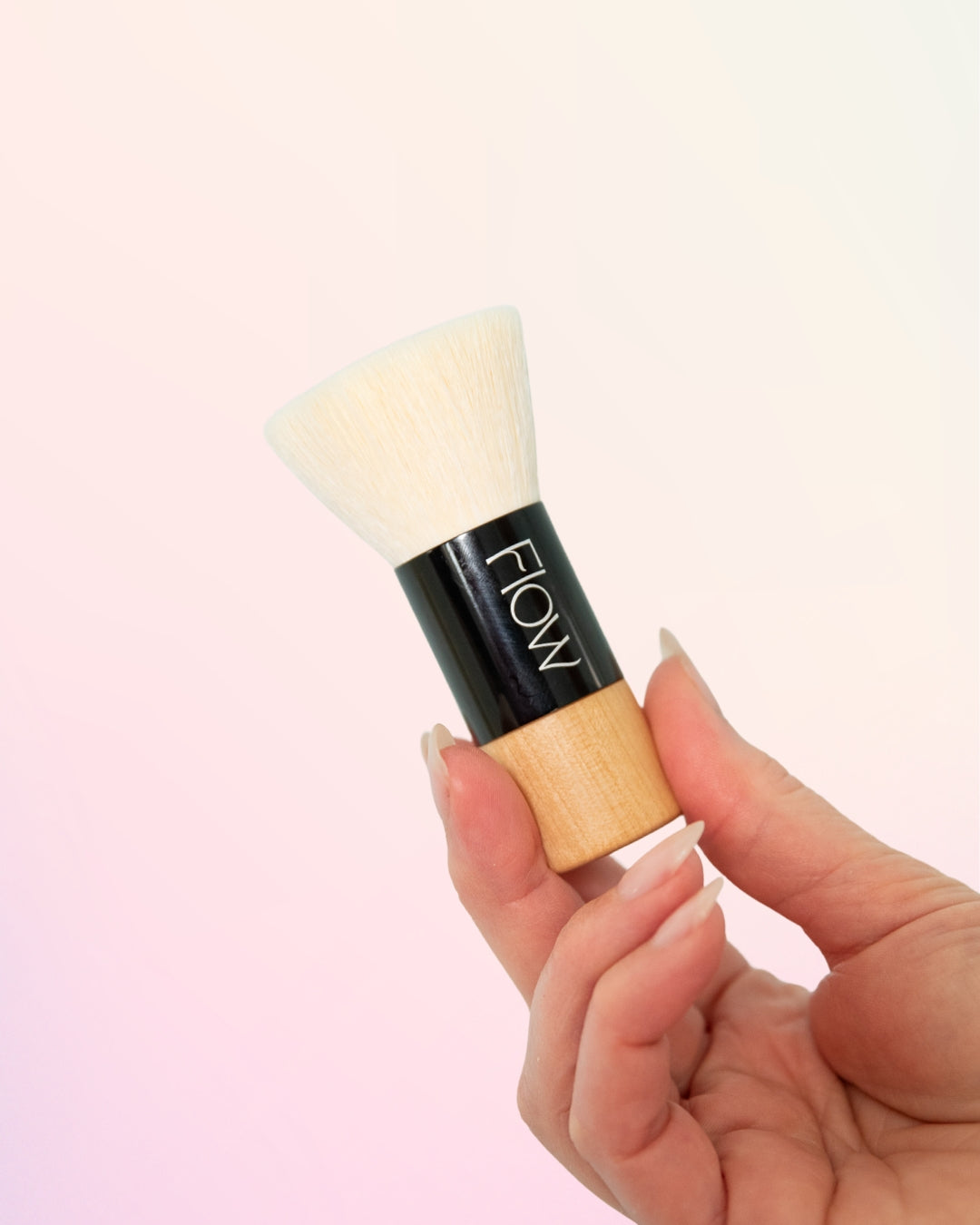 Flow Flat Brush Foundation Kabuki