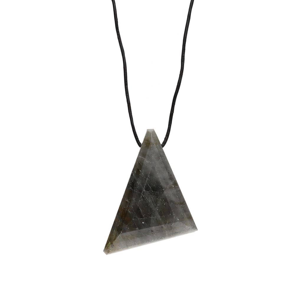 Labradorite Pendant with Random Cord