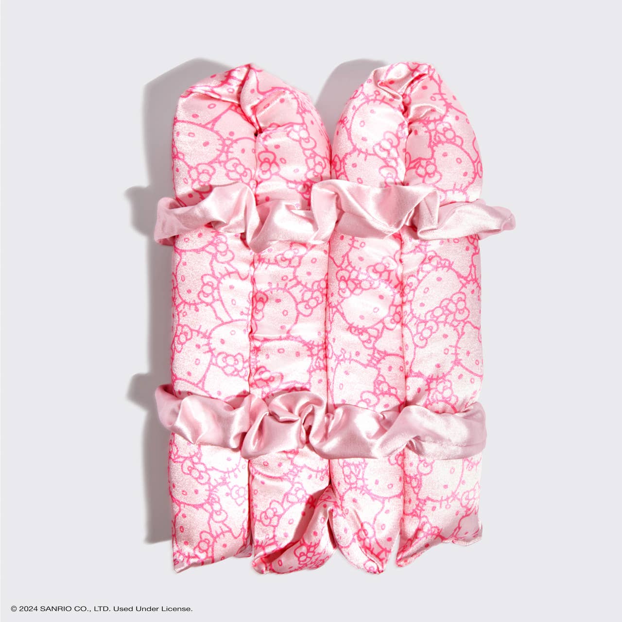 Hello Kitty x Kitsch – Satiininen kiharrussetti