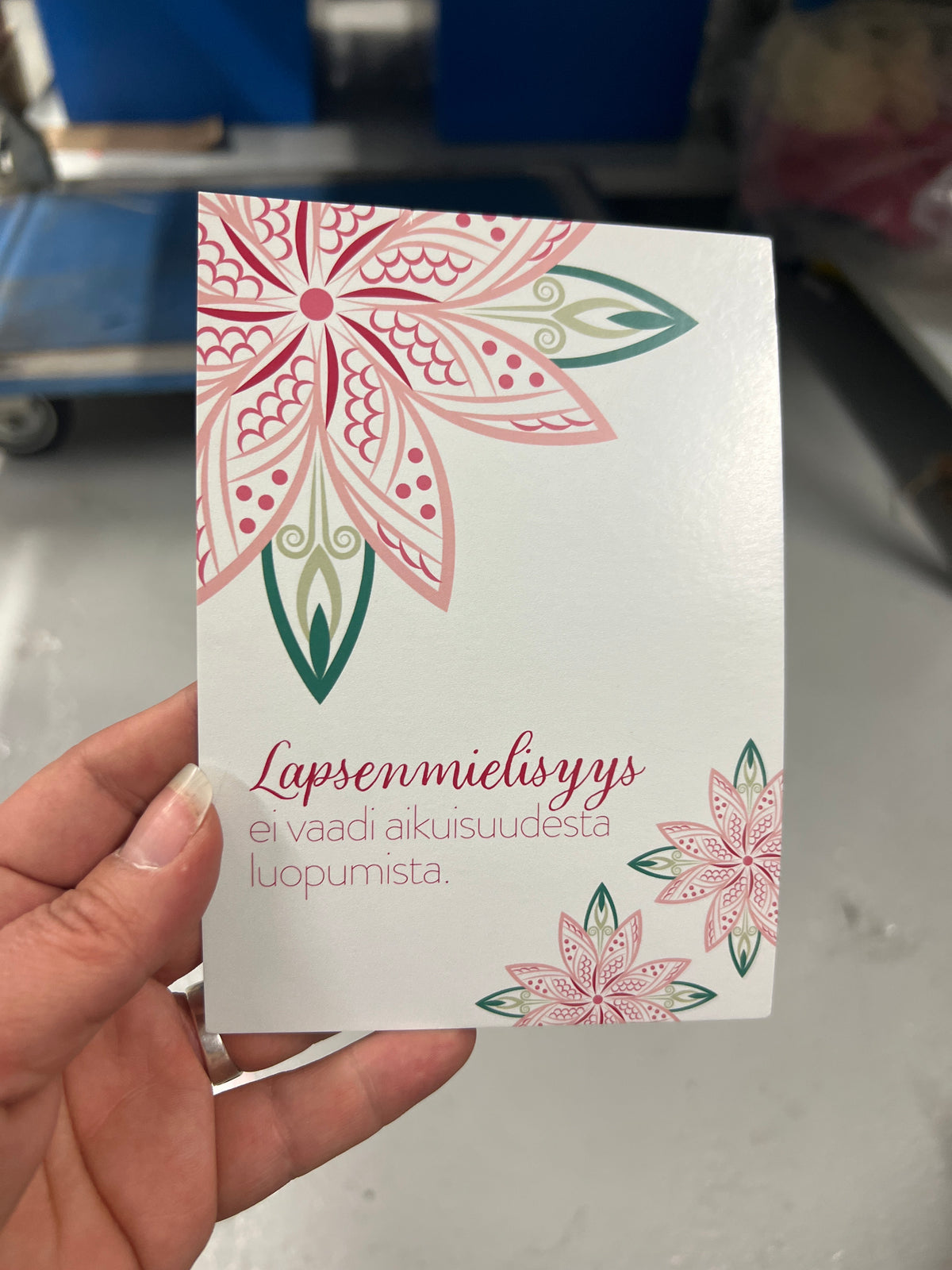 Mietelause-postikortti Lapsenmielisyys