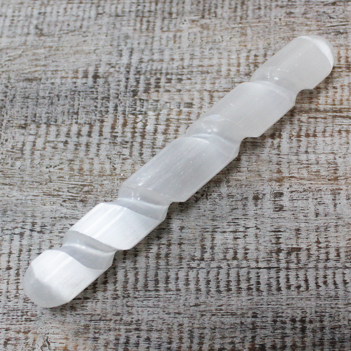 Seleniitti sauva Spiraali 16cm