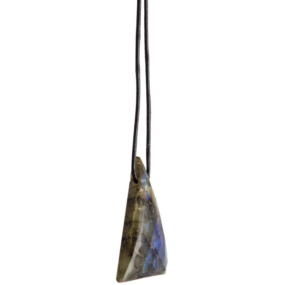 Labradorite Pendant with Random Cord