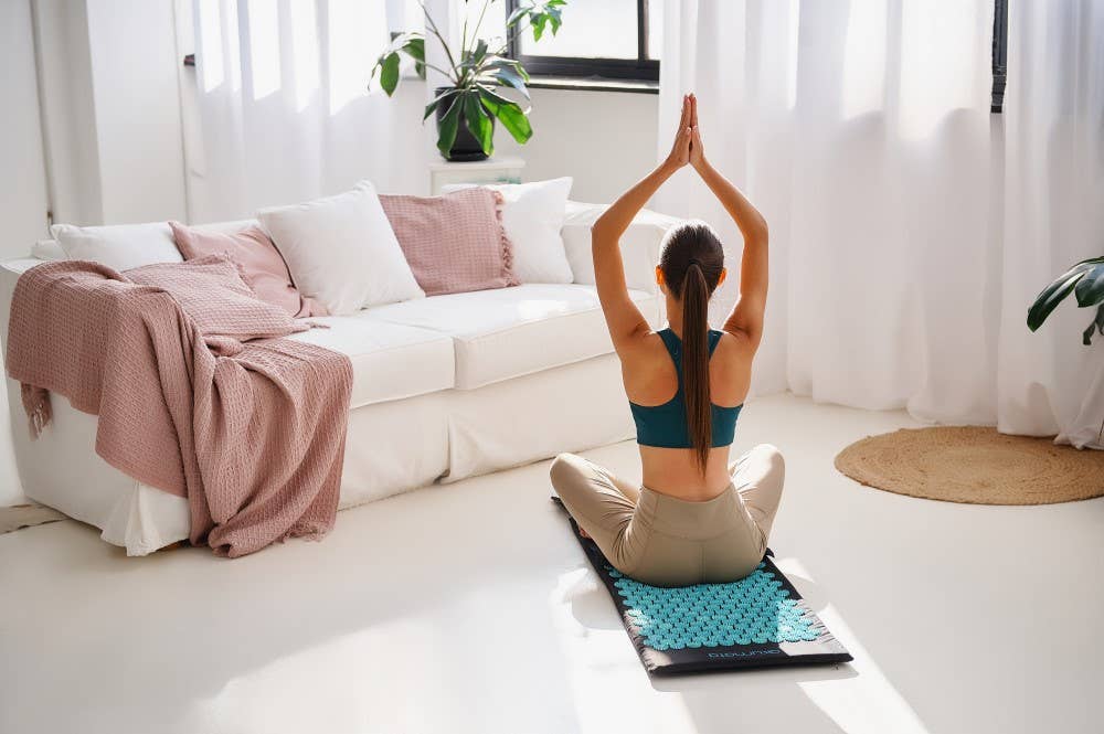 Akumata Piikkimatto ja tyyny – tehokas lihasrentoutus ja kivunlievitys