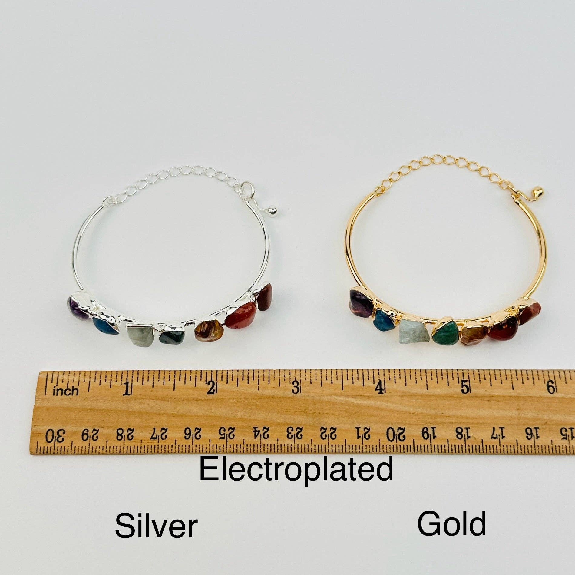 7 Chakraa Kristalli-rannekoru