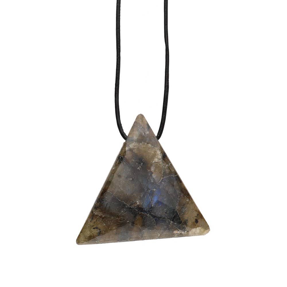 Labradorite Pendant with Random Cord