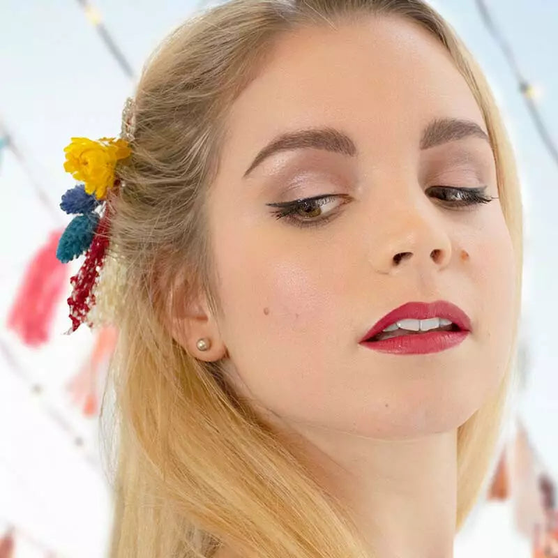 Nestemäinen Eye Liner, Musta